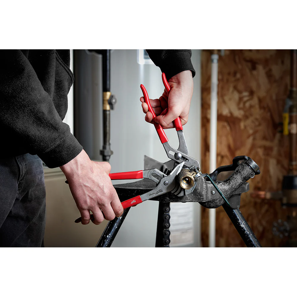 Milwaukee 12 in. Straight Jaw Pliers 48-22-6512 - Image 4