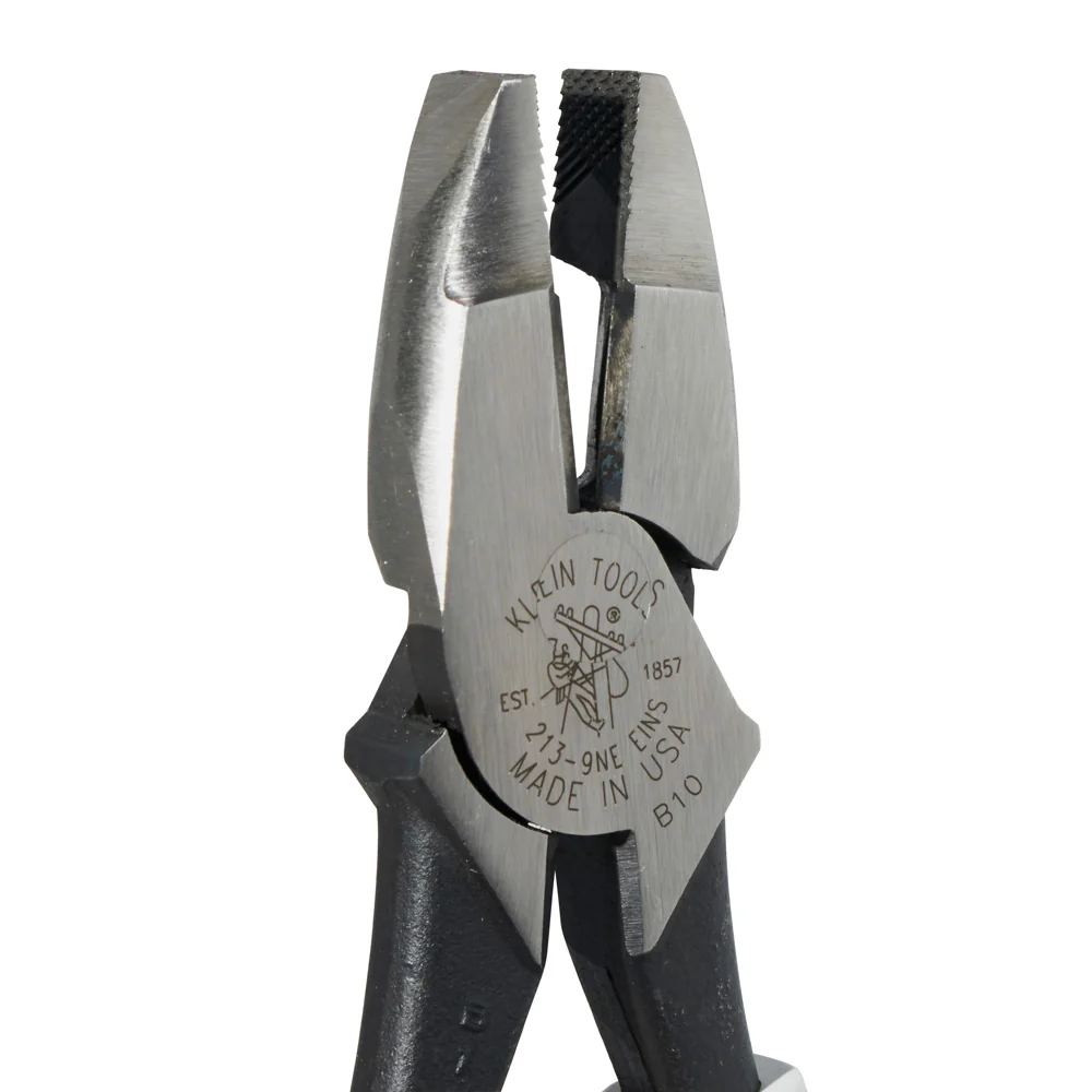 KLEIN TOOLS 9" Insulated New England Nose High Leverage Side Cutting Pliers - Image 4