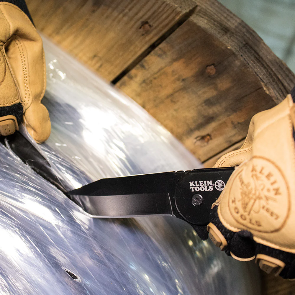 KLEIN TOOLS Bearing-Assisted Open Pocket Knife - Image 2