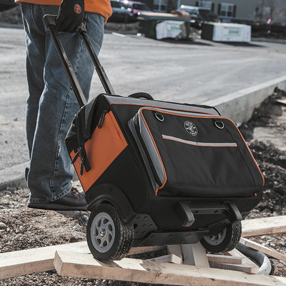 KLEIN TOOLS TRADESMAN PRO™ 19" Rolling Tool Bag w/ 24 Pockets - Image 2