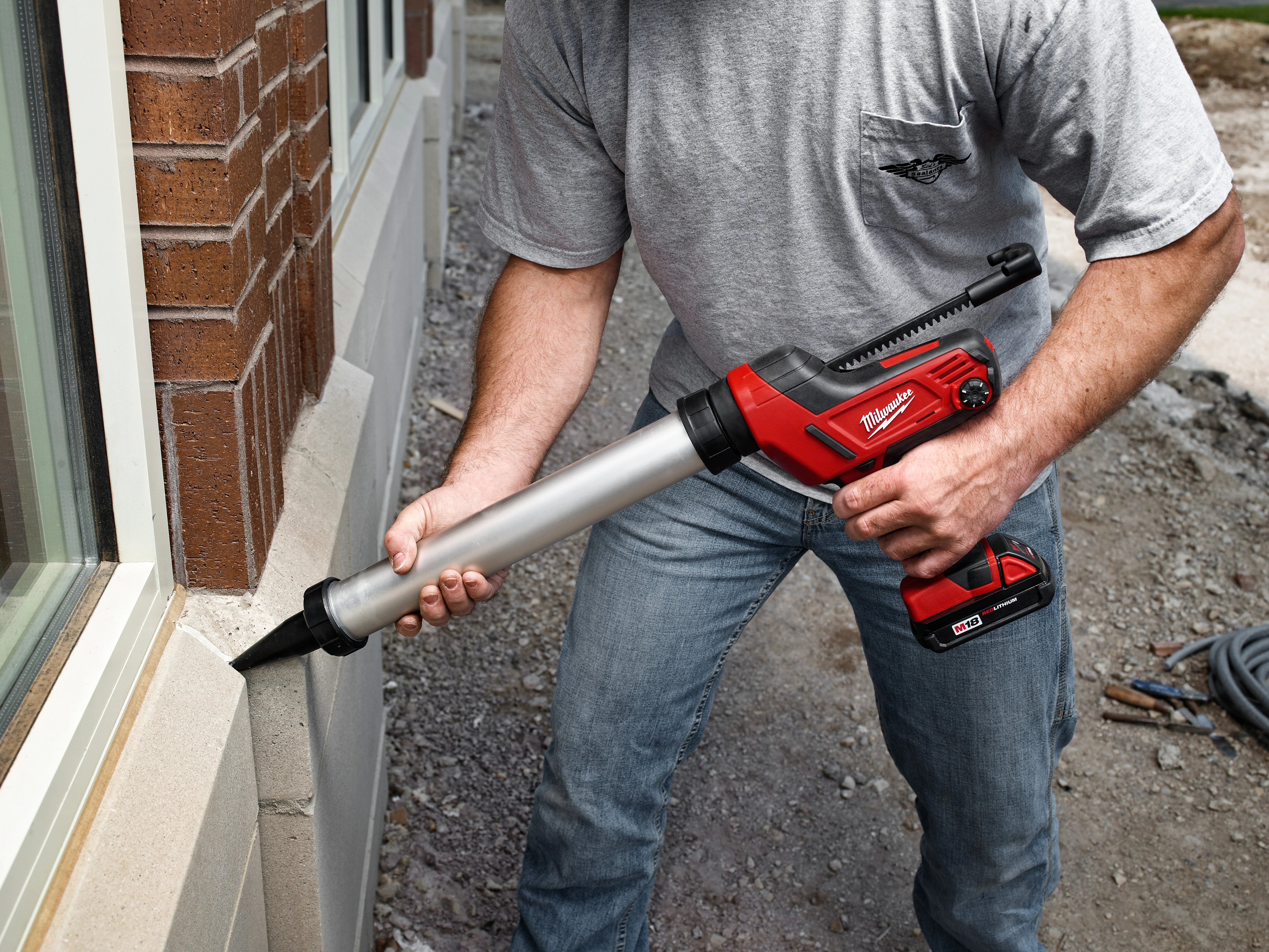 Milwaukee M18 Cordless 10oz Caulk and Adhesive Gun 2641-20 - Image 4