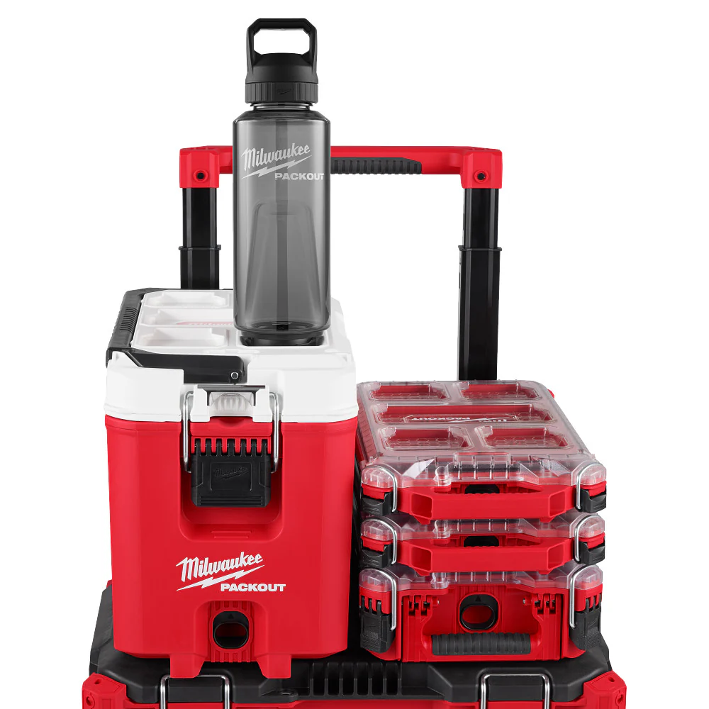 Milwaukee 36oz PACKOUT Bottle with Chug Lid PACKOUT 48-22-8373B - Image 5