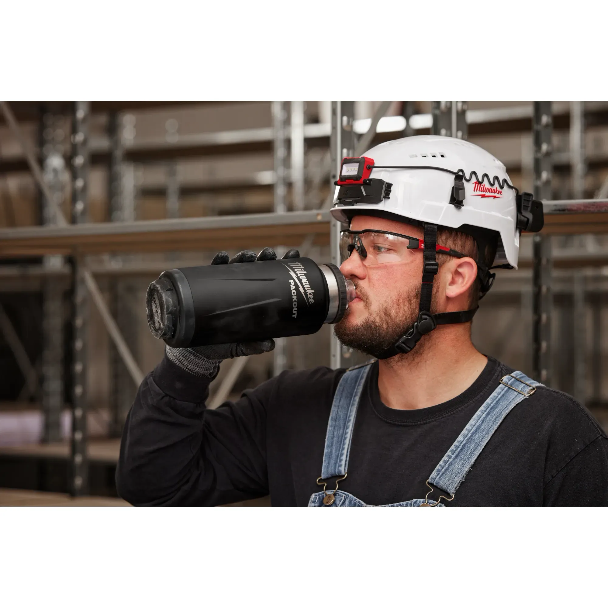 Milwaukee 24oz Insulated Bottle with Chug Lid PACKOUT 48-22-8396B - Image 12