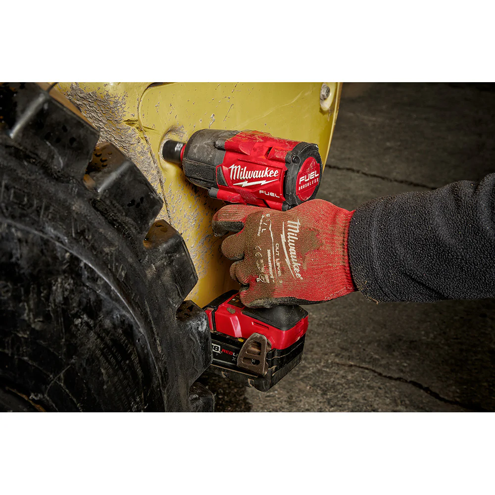 Milwaukee SHOCKWAVE Impact Duty 3/8" Drive 15MM Standard 6 Point Socket 49-66-6139 - Image 5