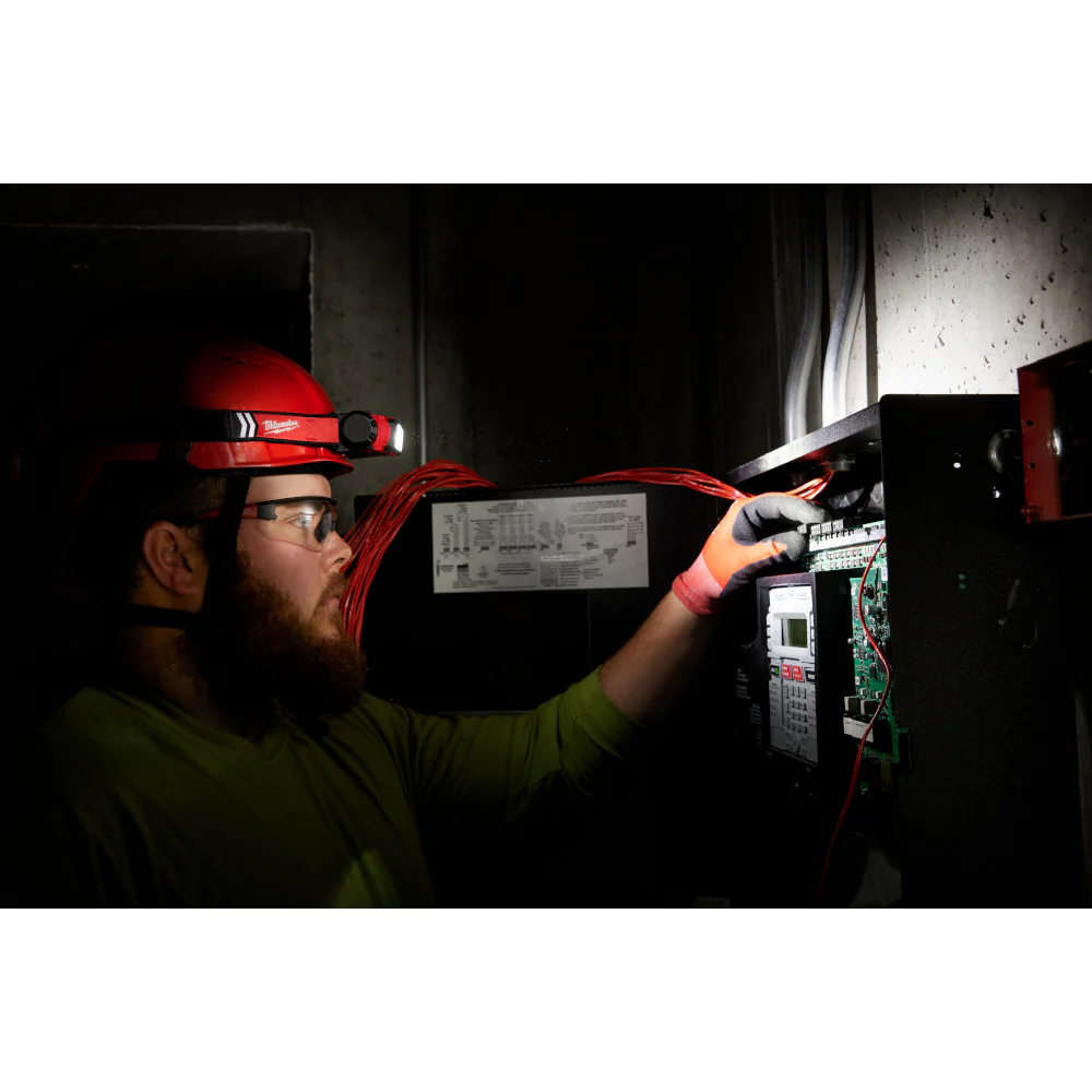 Milwaukee REDLITHIUM USB Hard Hat Headlamp 2163-21 - Image 8